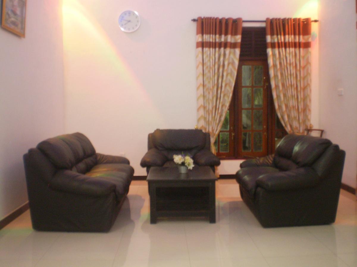 Grand Hilton Hotel Negombo Eksteriør billede