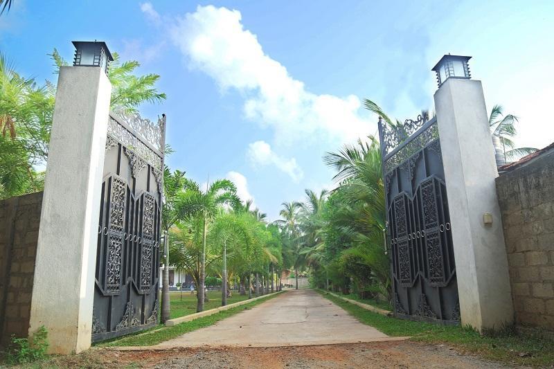 Grand Hilton Hotel Negombo Eksteriør billede